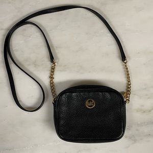 Michael Kors Pebble Leather Crossbody Black